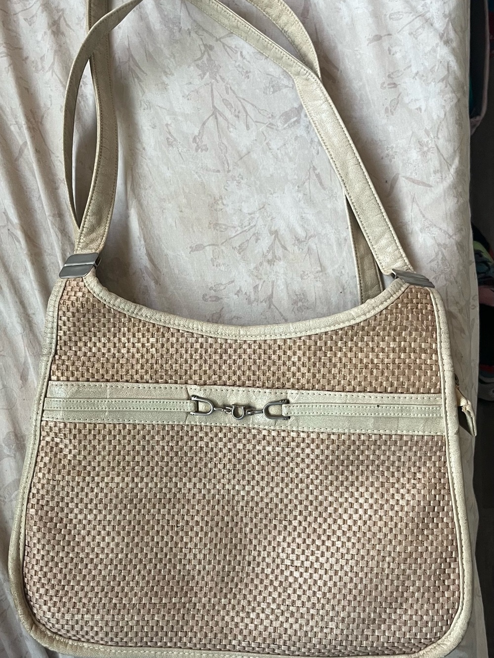 Maryanne Rosenfeld vintage Woven Straw Shoulder Bag in Beige with Ivory Trim
